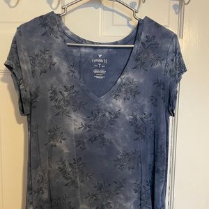 american eagle tshirt